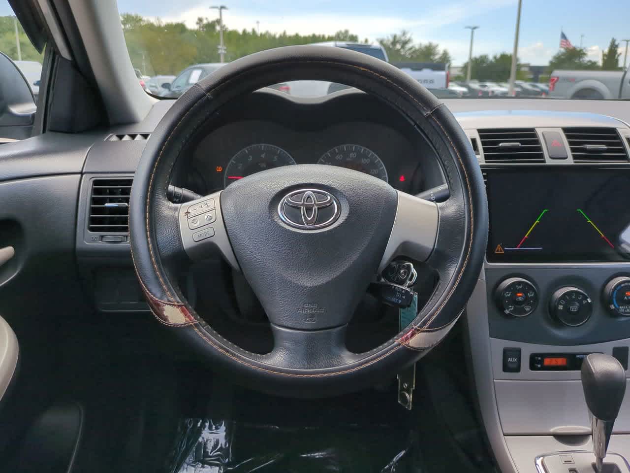 Thumbnail: 2010 Toyota Corolla - 15