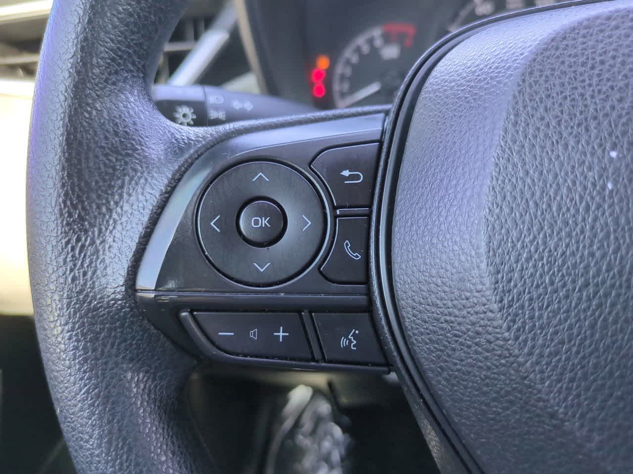 Thumbnail: 2021 Toyota Corolla - 22