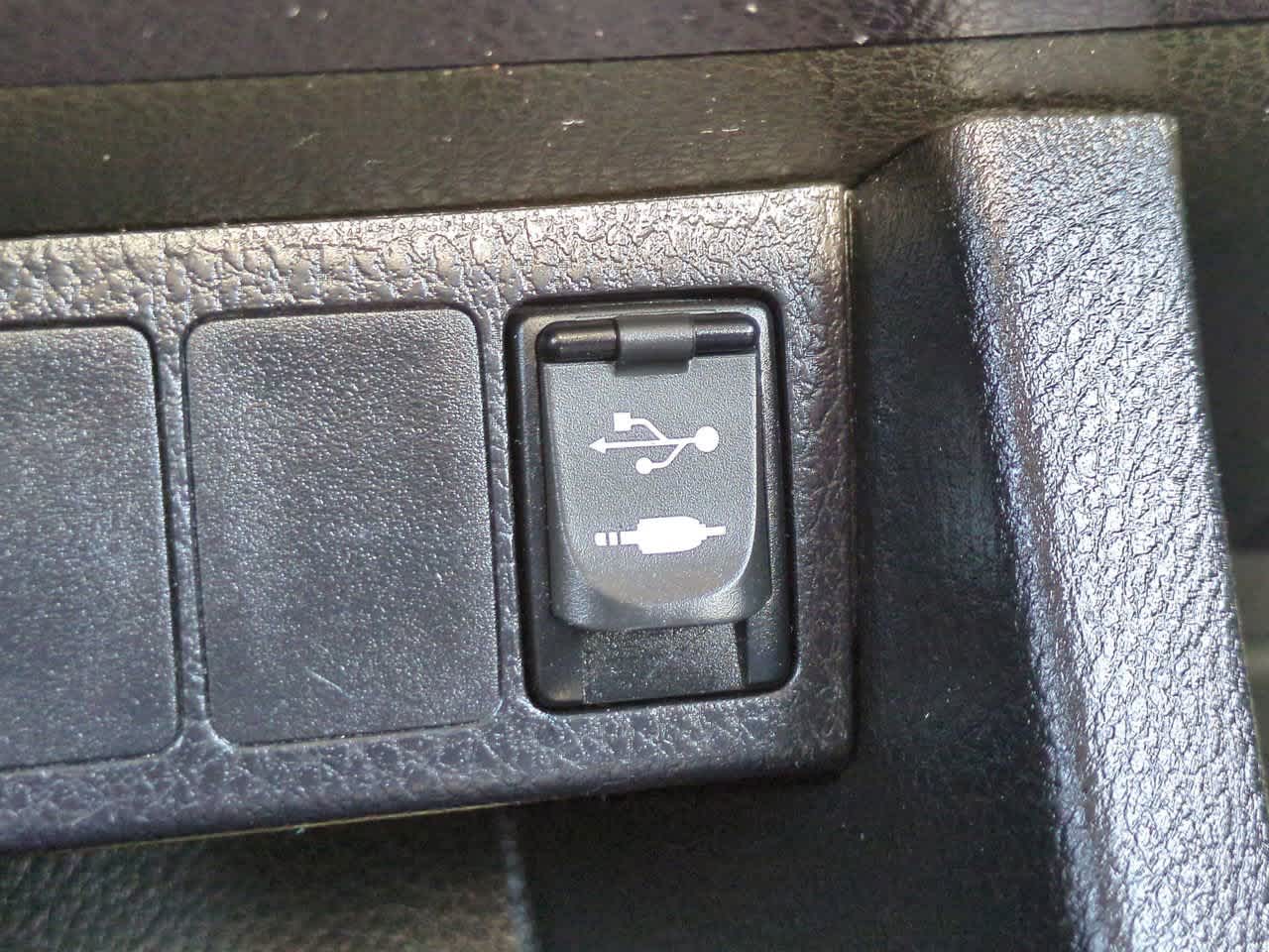 Thumbnail: 2017 Toyota Corolla - 19