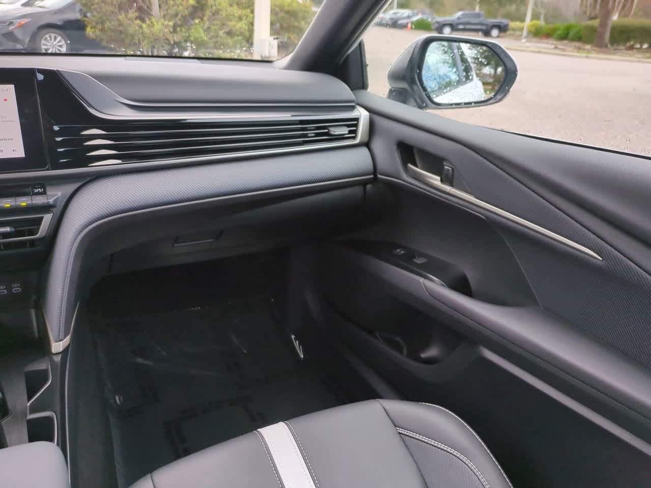 Thumbnail: 2025 Toyota Camry - 16