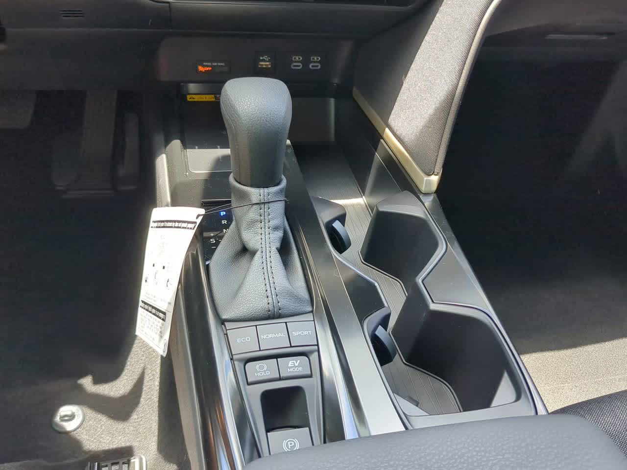2025 Toyota Camry LE 19