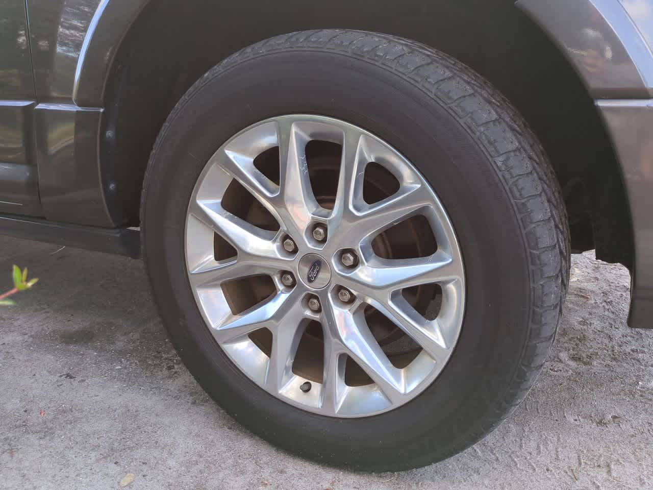 Thumbnail: 2015 Ford Expedition - 10