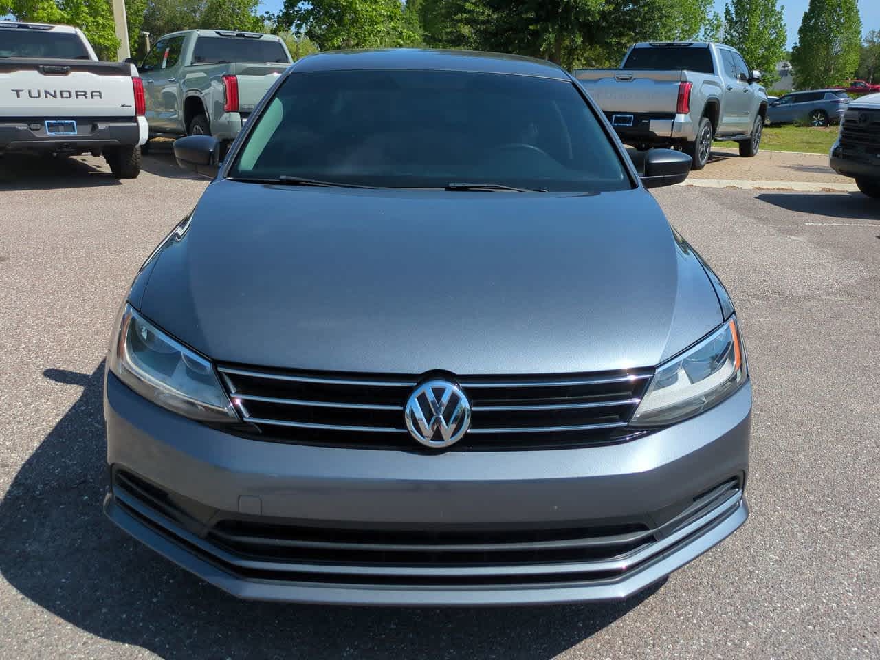 Thumbnail: 2015 Volkswagen Jetta - 9