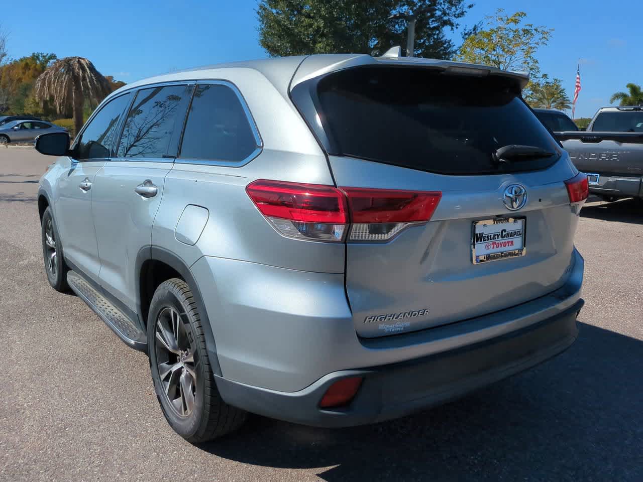 Thumbnail: 2019 Toyota Highlander - 4