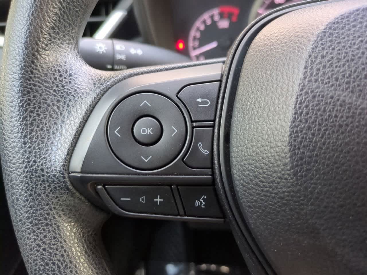 Thumbnail: 2021 Toyota Corolla - 22