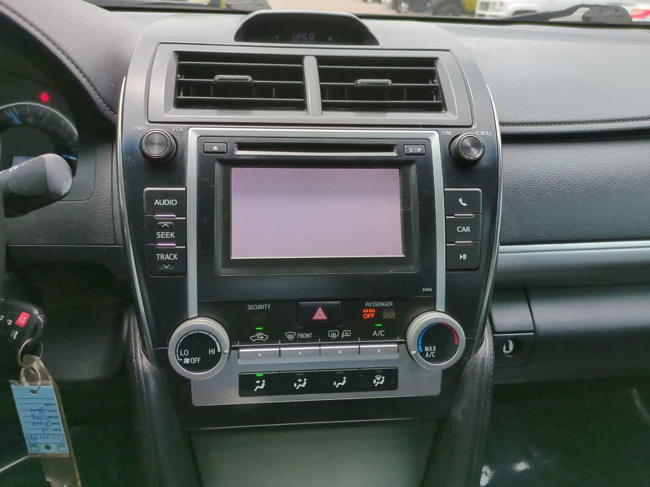 Thumbnail: 2013 Toyota Camry - 14