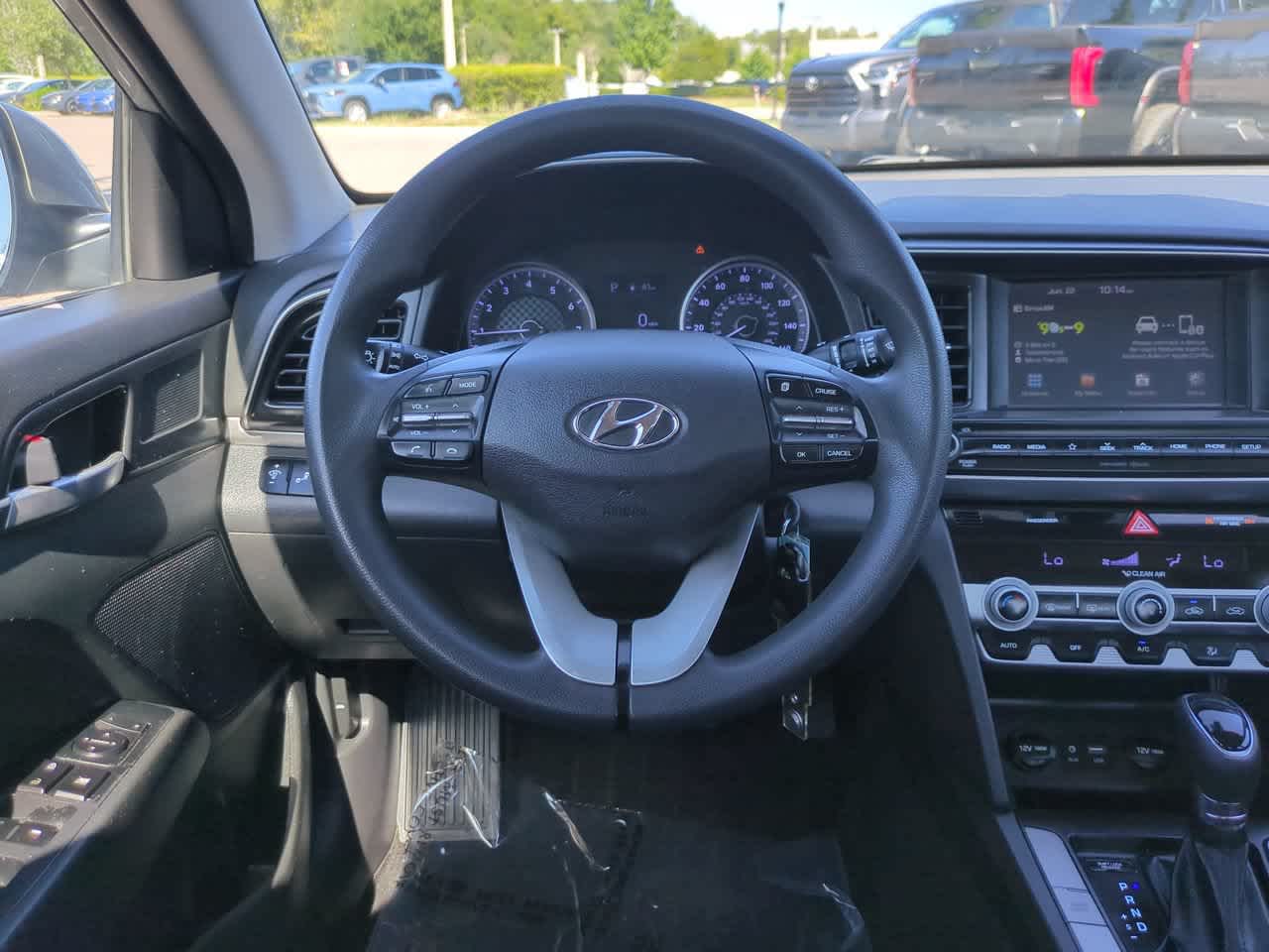 Thumbnail: 2020 Hyundai Elantra - 15