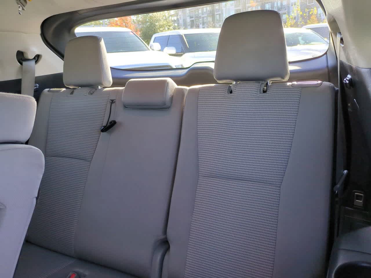 Thumbnail: 2022 Toyota Highlander - 13