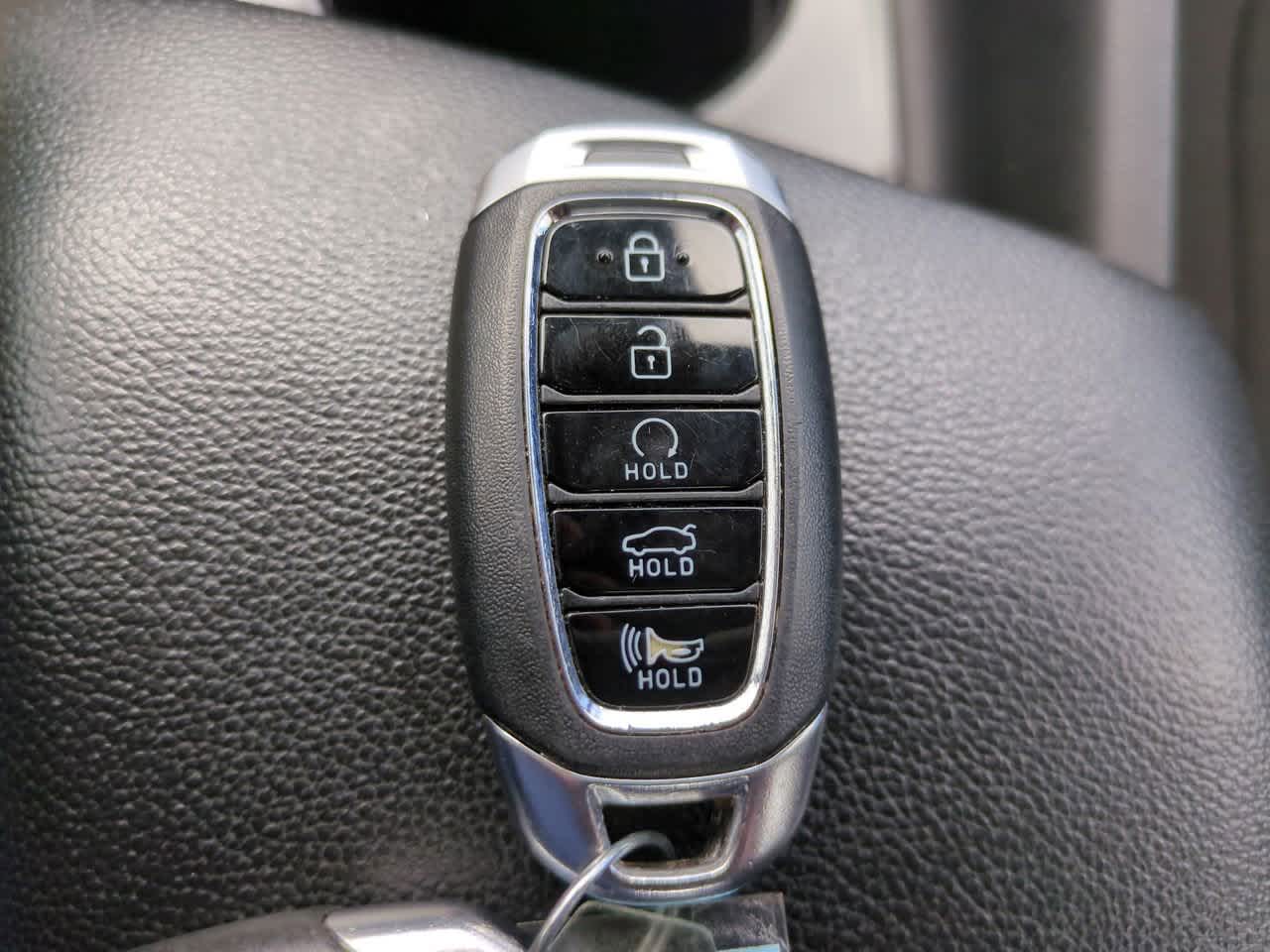 Thumbnail: 2022 Hyundai Elantra - 26