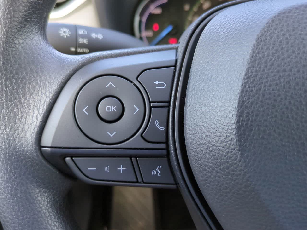 Thumbnail: 2025 Toyota RAV4 - 23