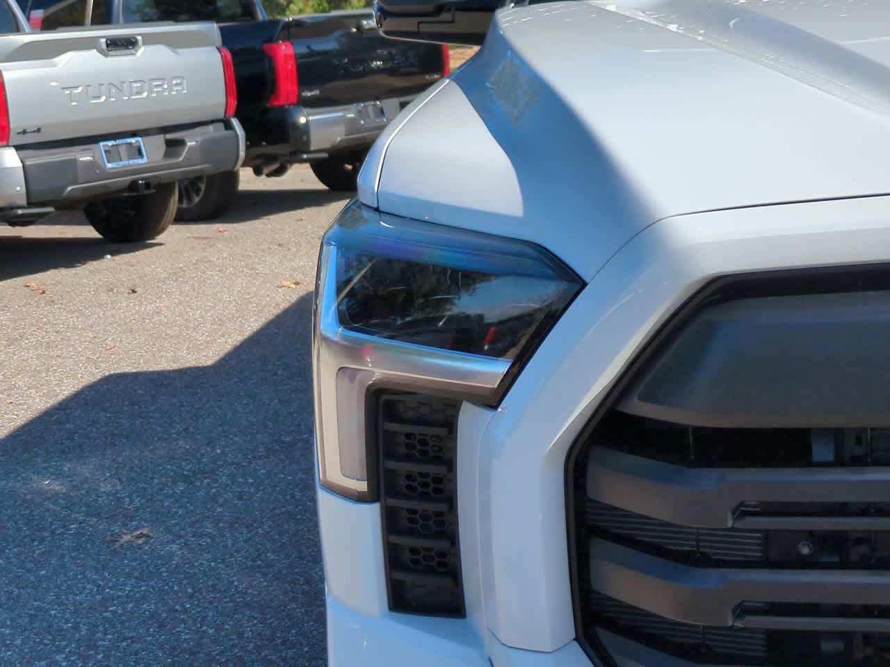 Thumbnail: 2025 Toyota Tundra - 10