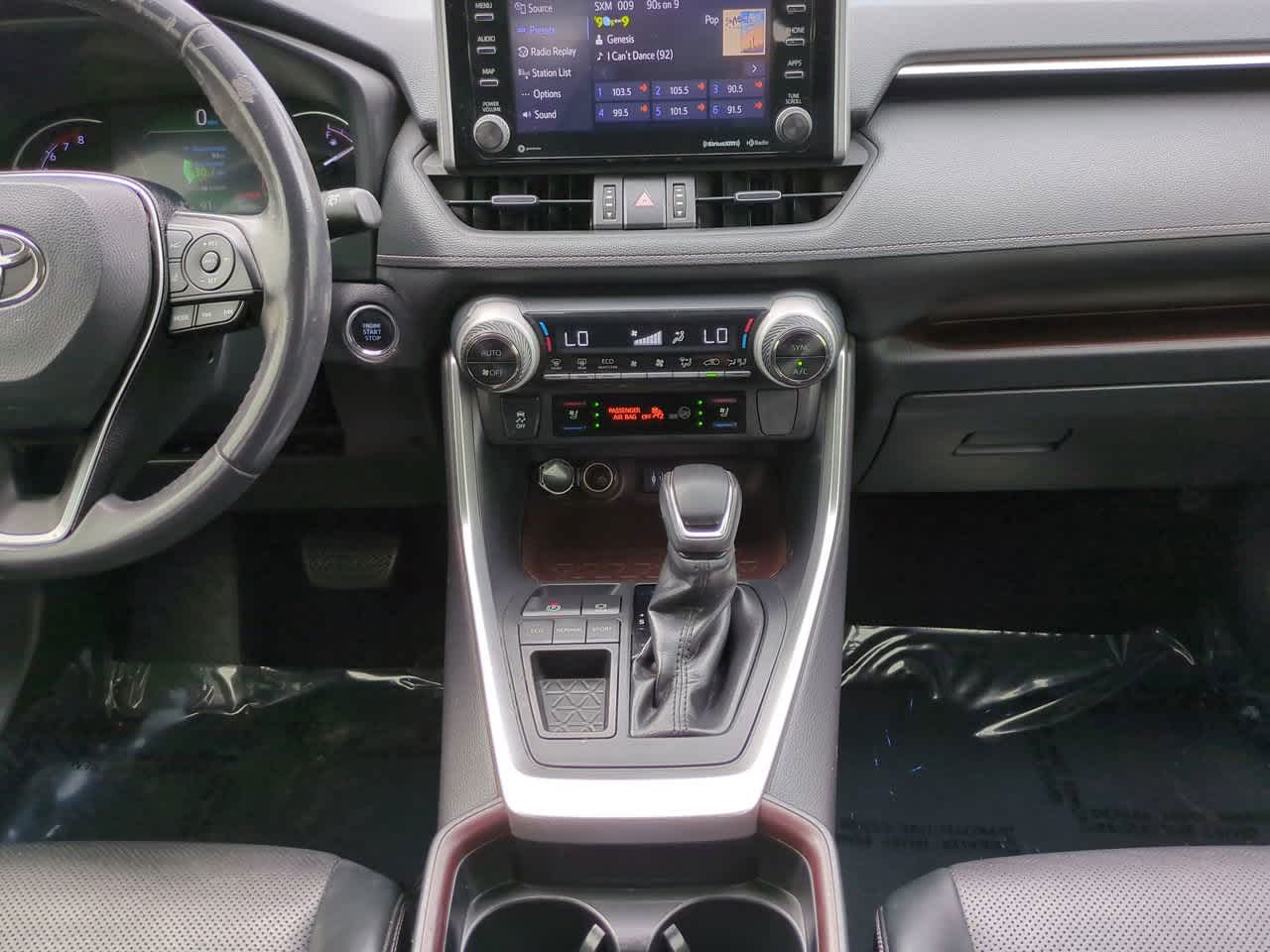 Thumbnail: 2019 Toyota RAV4 - 18