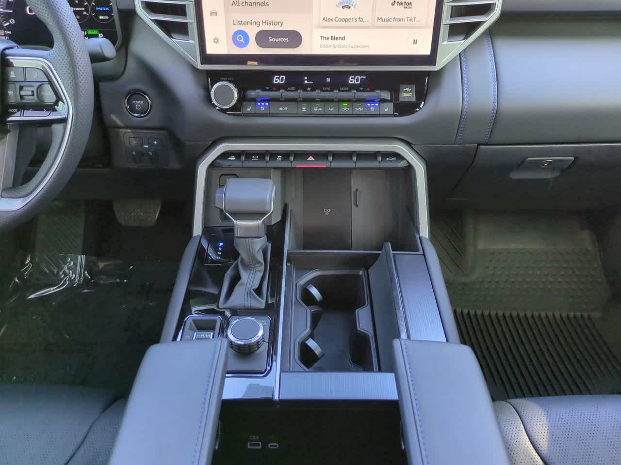 Thumbnail: 2025 Toyota Tundra - 18