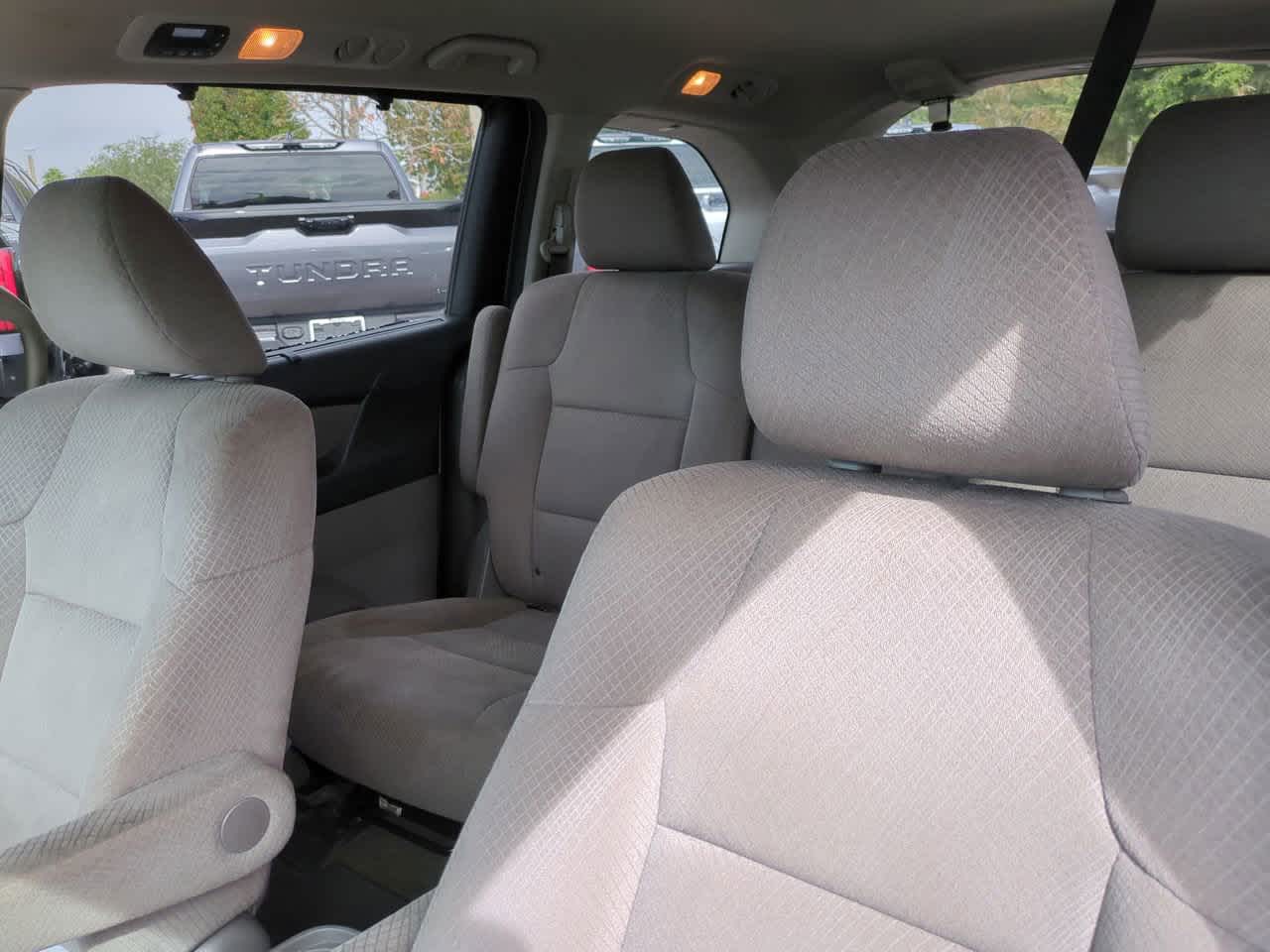 Thumbnail: 2015 Honda Odyssey - 8