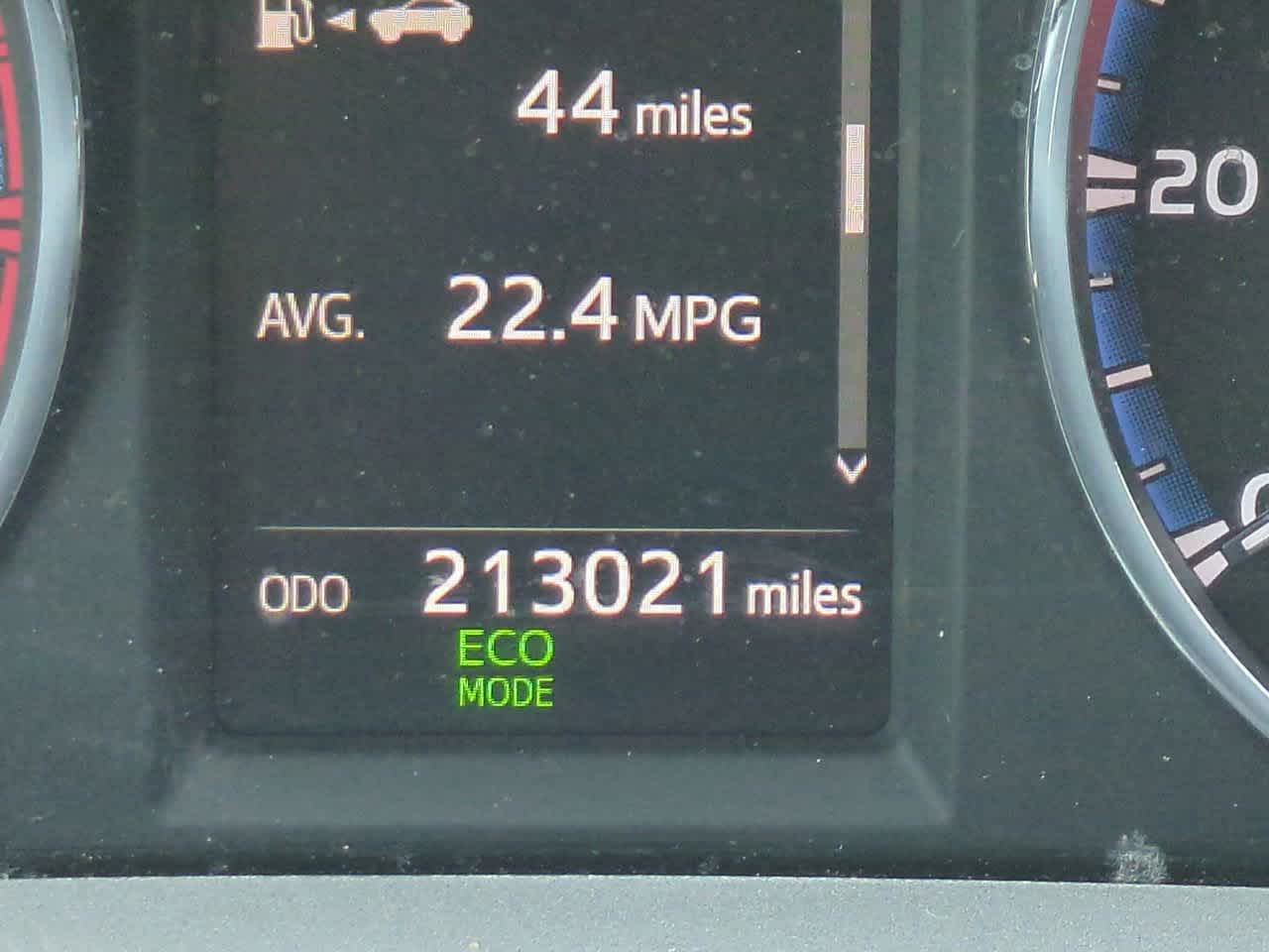 Thumbnail: 2016 Toyota RAV4 - 23