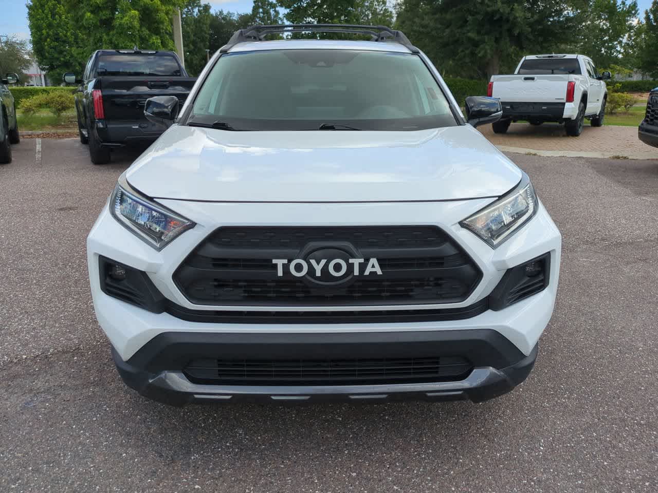 Thumbnail: 2020 Toyota RAV4 - 9