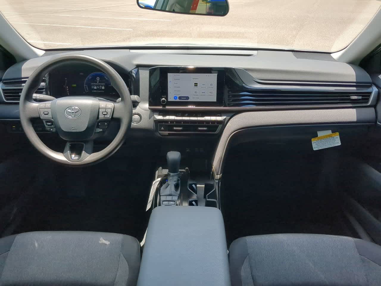 2025 Toyota Camry LE 14