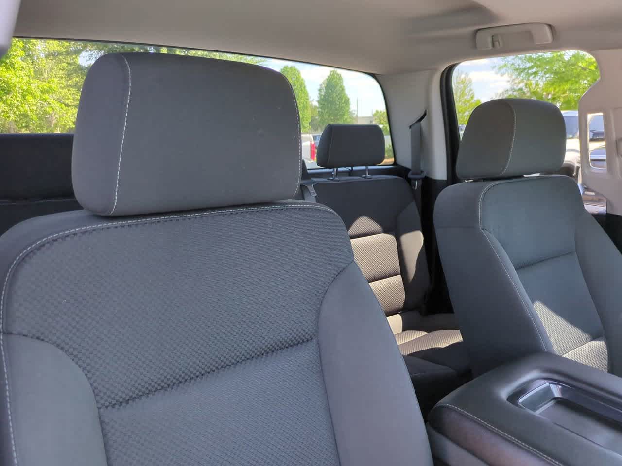 Thumbnail: 2018 Chevrolet Silverado 1500 - 7