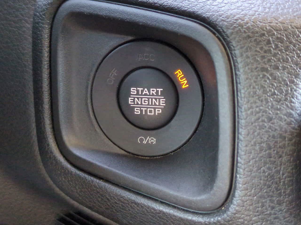 Thumbnail: 2024 Jeep Wrangler - 25