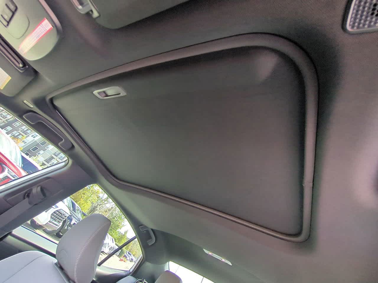 Thumbnail: 2025 Toyota Camry - 19