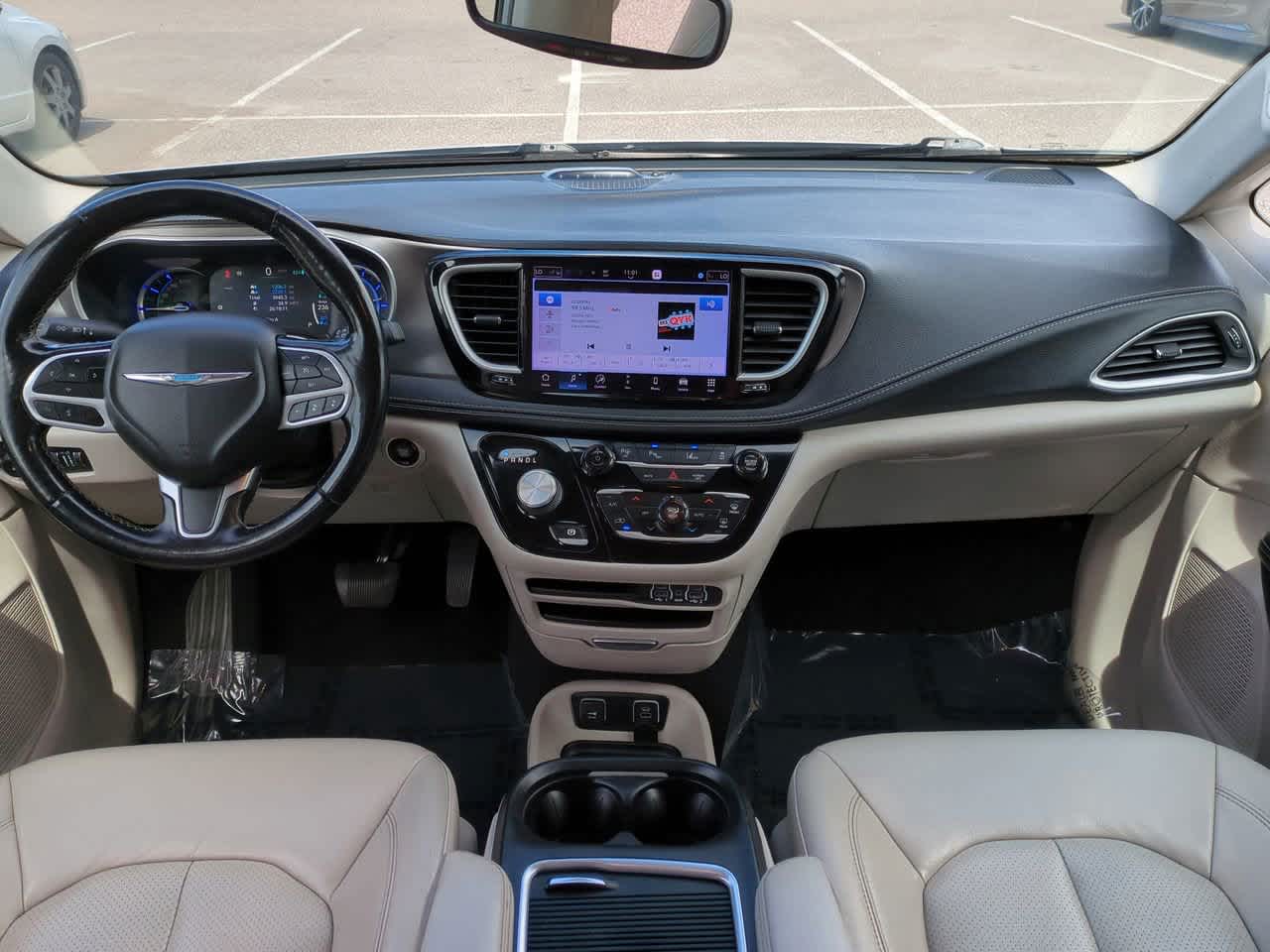 Thumbnail: 2021 Chrysler Pacifica - 15