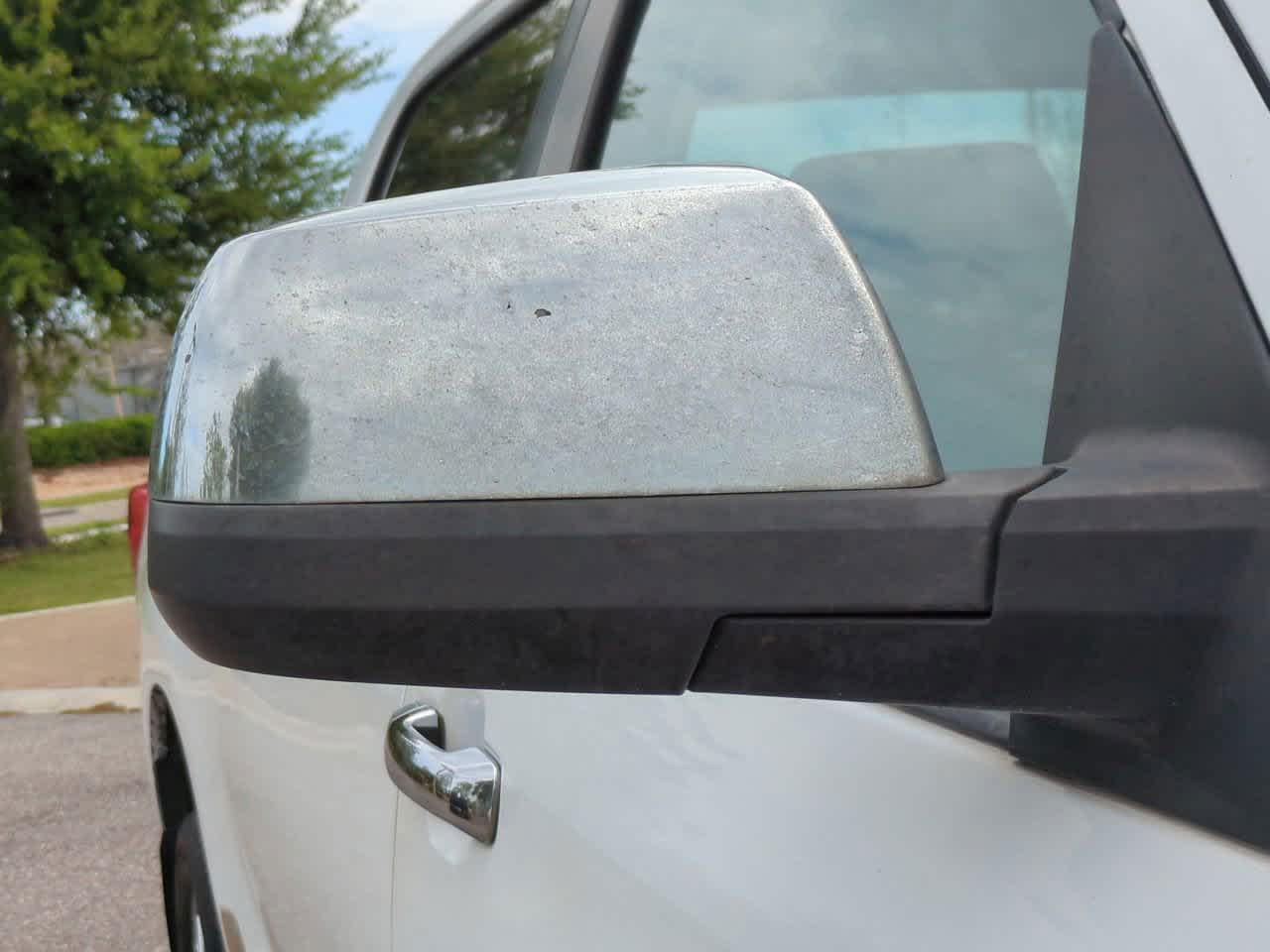 Thumbnail: 2010 Toyota Tundra - 12