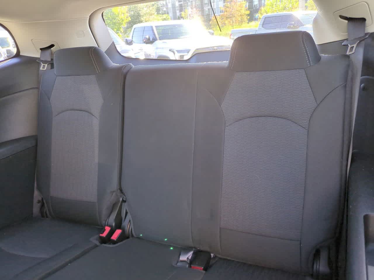 Thumbnail: 2017 Chevrolet Traverse - 13