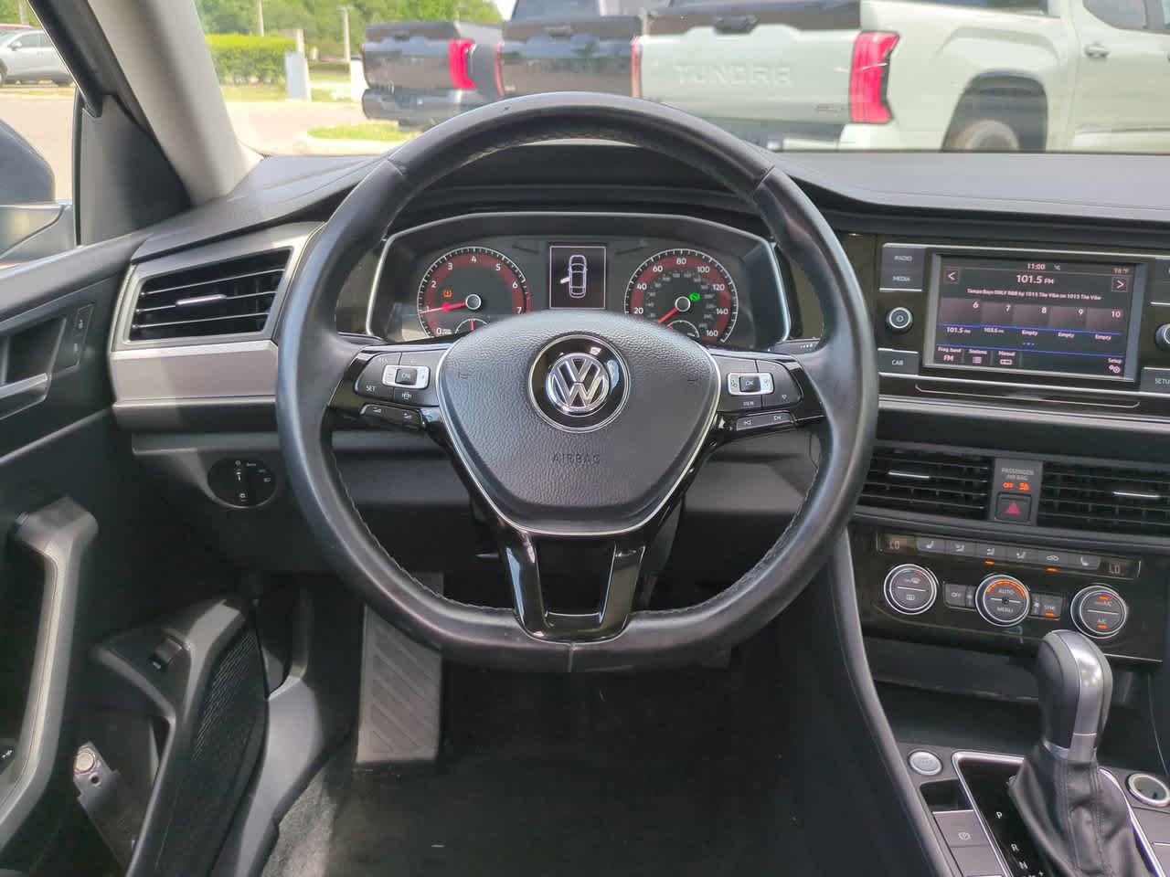 Thumbnail: 2019 Volkswagen Jetta - 15