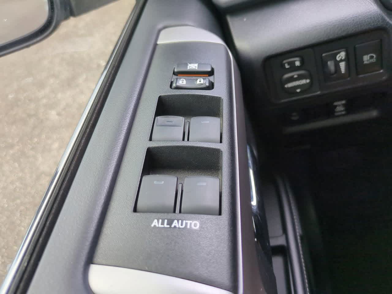 Thumbnail: 2021 Toyota 4Runner - 24