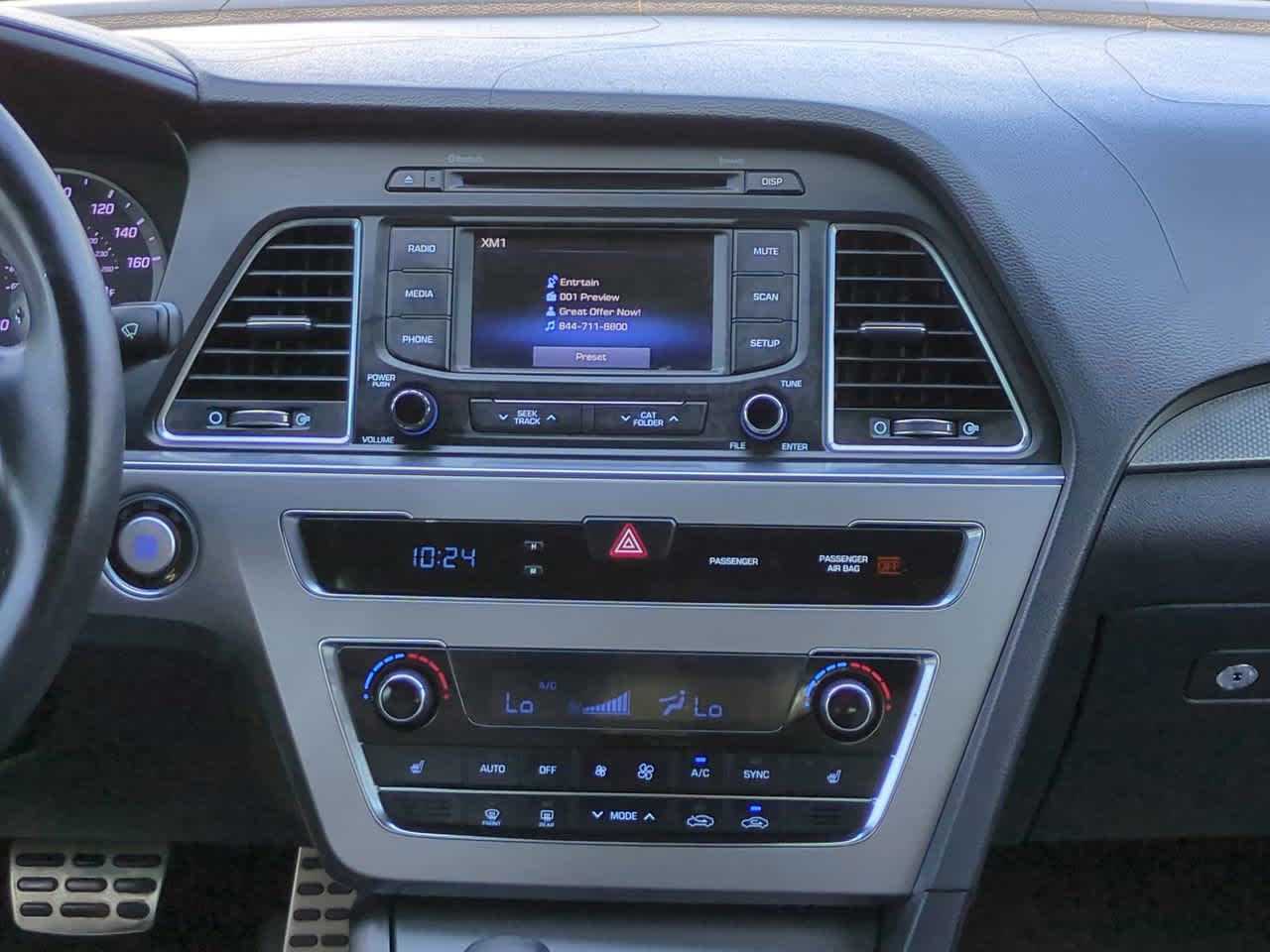 Thumbnail: 2015 Hyundai Sonata - 17