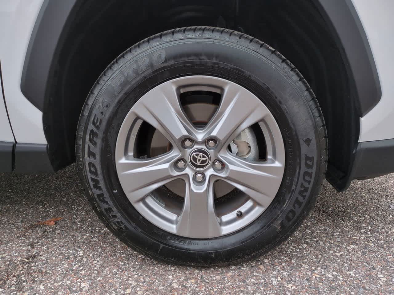 Thumbnail: 2025 Toyota RAV4 - 11