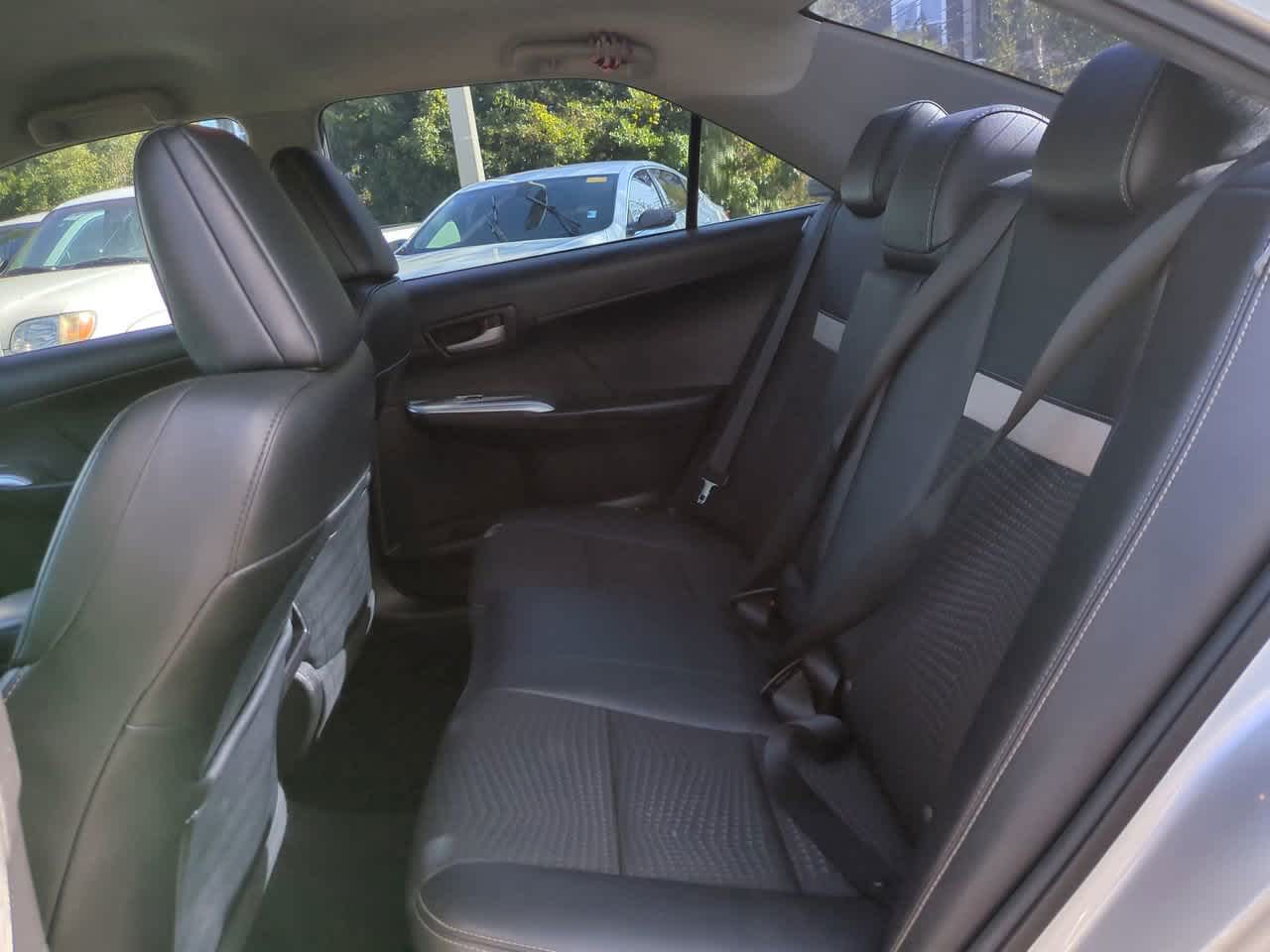 Thumbnail: 2014 Toyota Camry - 13