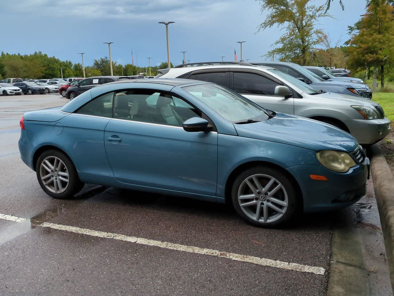 Thumbnail: 2009 Volkswagen Eos - 7