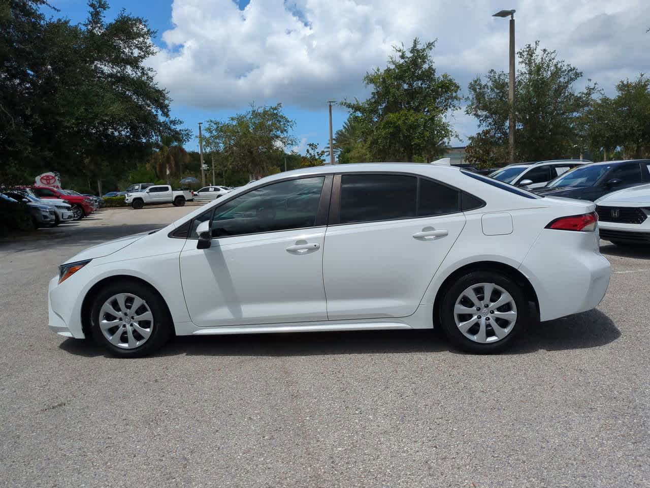 Thumbnail: 2021 Toyota Corolla - 3