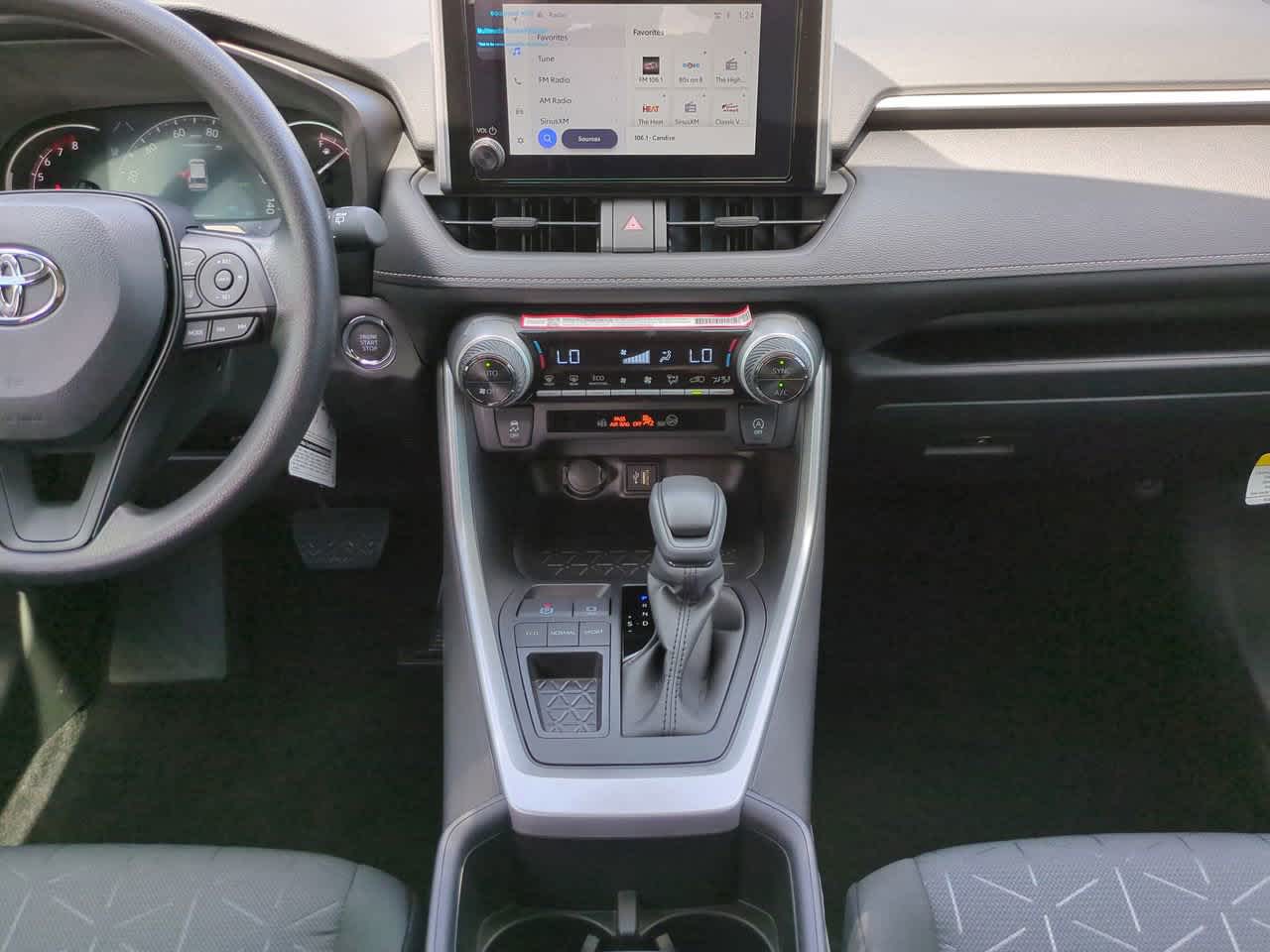 Thumbnail: 2025 Toyota RAV4 - 18