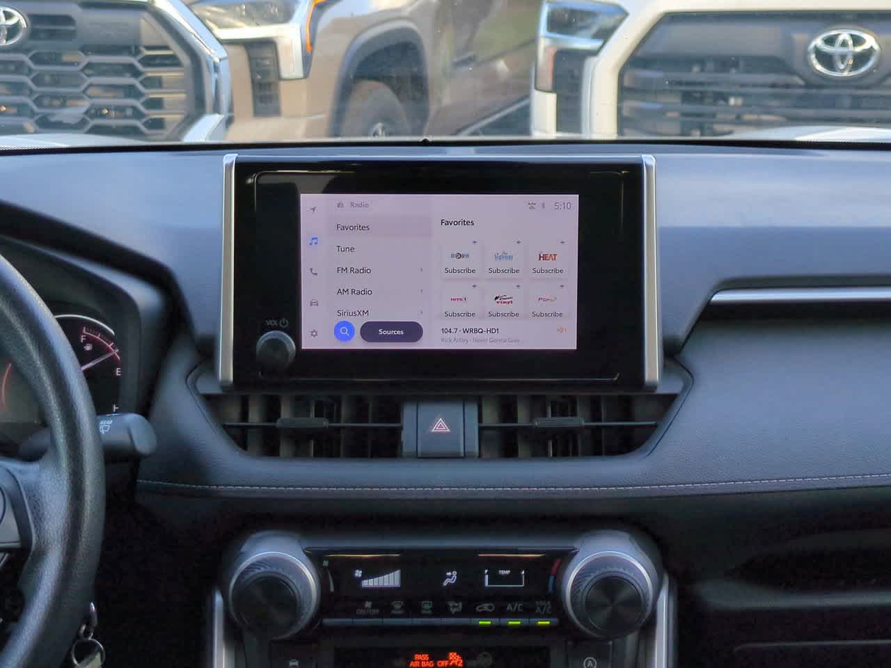 Thumbnail: 2023 Toyota RAV4 - 17