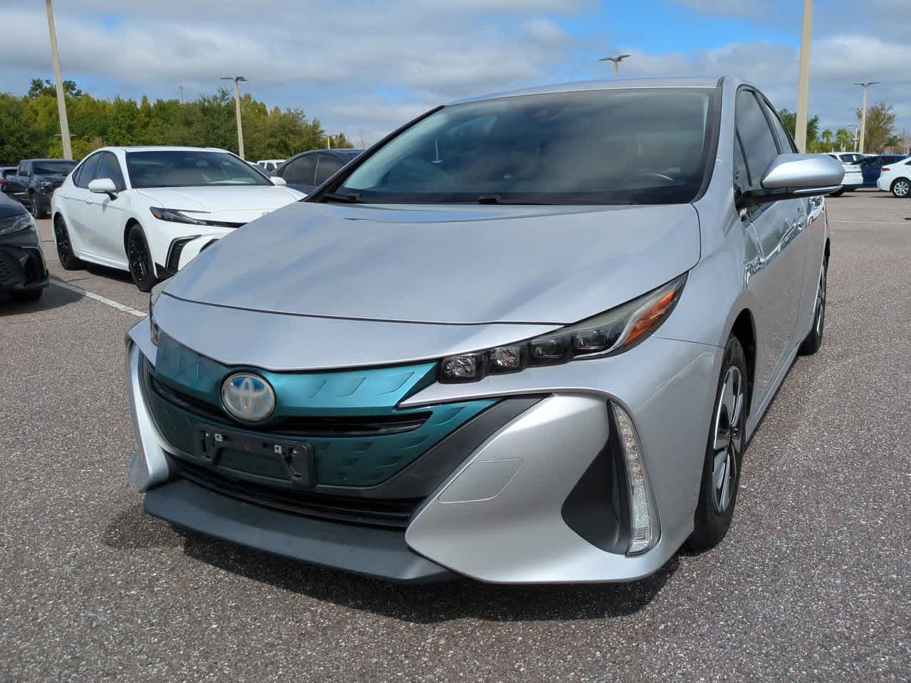 Thumbnail: 2017 Toyota Prius Prime - 2