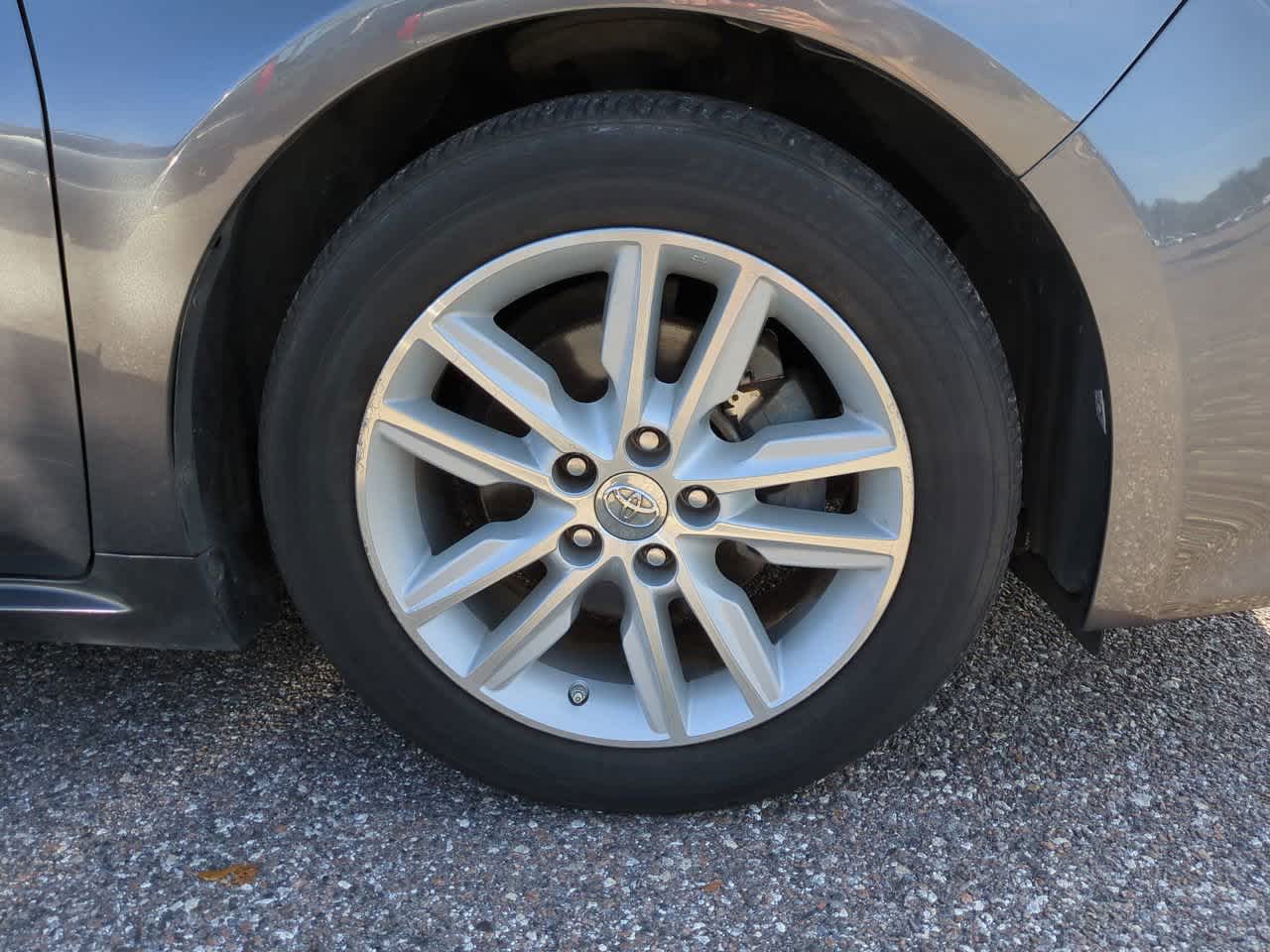 Thumbnail: 2013 Toyota Avalon - 11