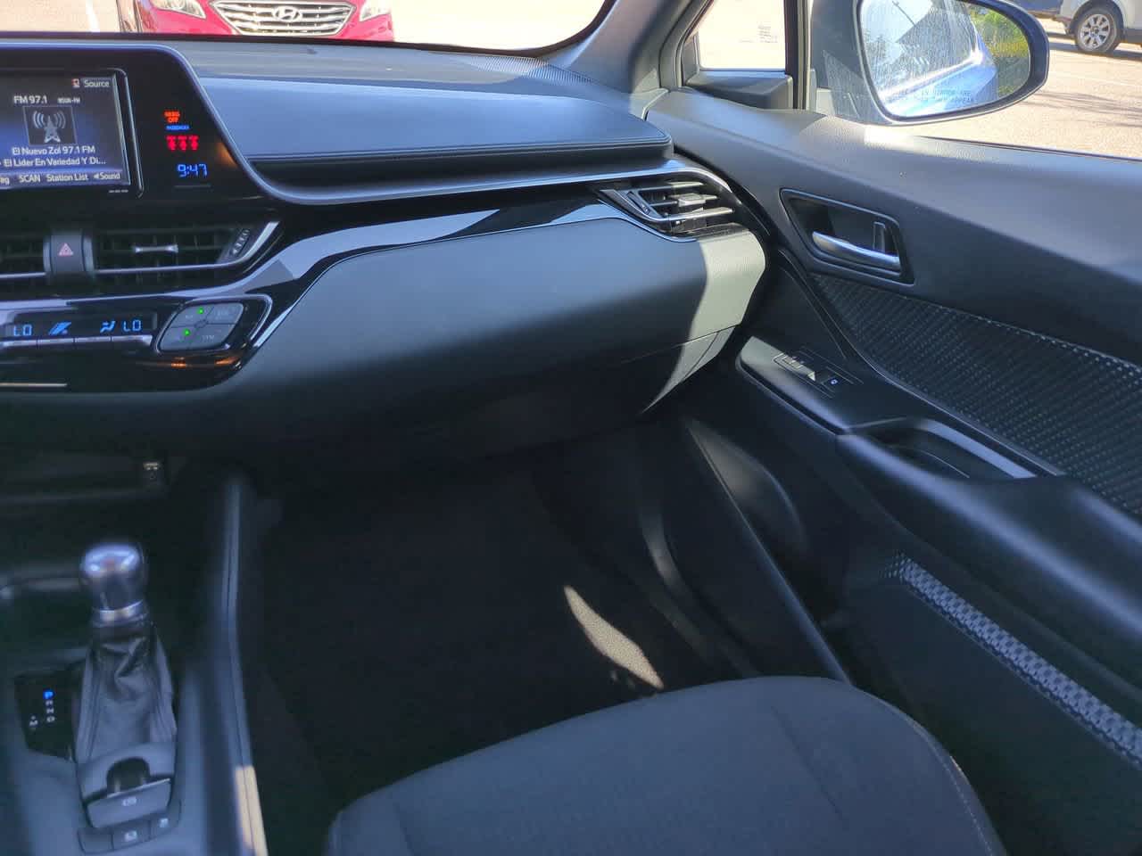 Thumbnail: 2018 Toyota C-HR - 16