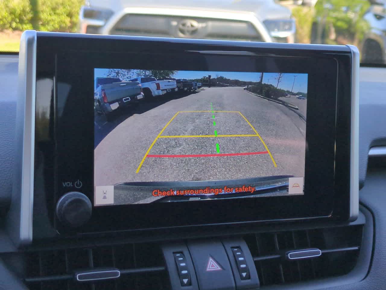 Thumbnail: 2023 Toyota RAV4 - 20