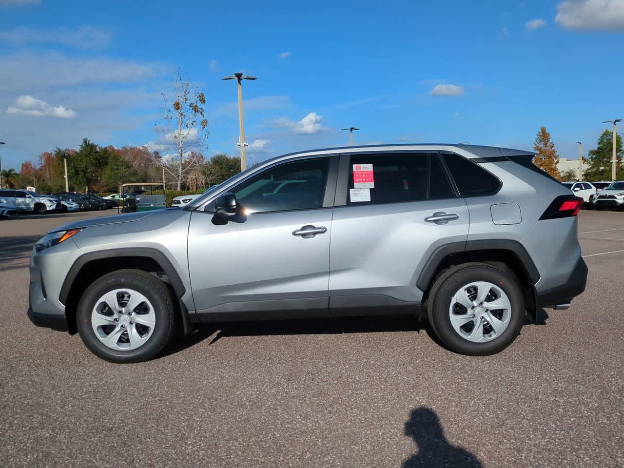 Thumbnail: 2025 Toyota RAV4 - 3