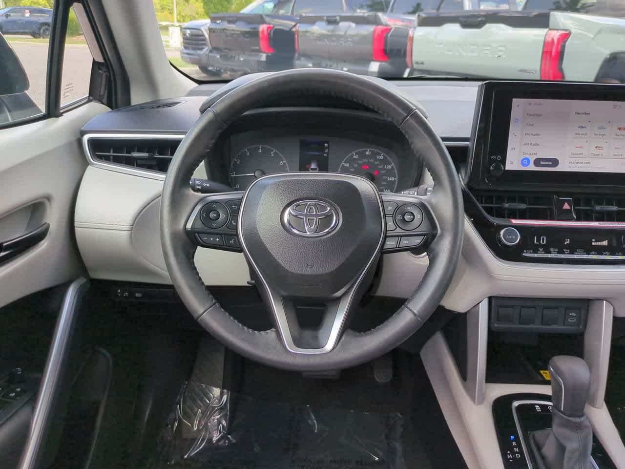 Thumbnail: 2023 Toyota Corolla Cross - 15