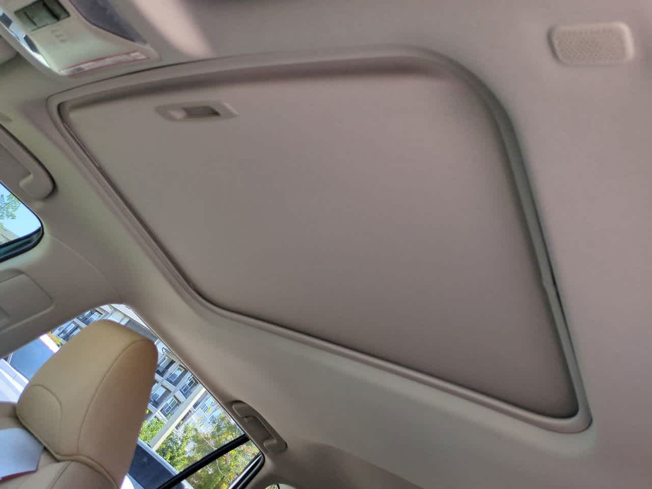 Thumbnail: 2025 Toyota RAV4 - 19