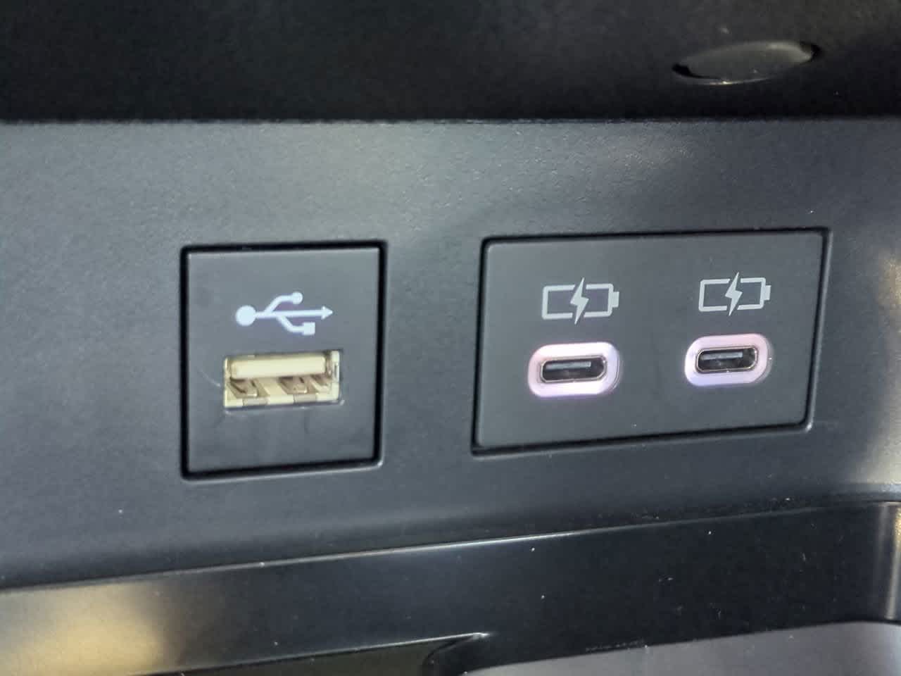 Thumbnail: 2025 Toyota Camry - 20