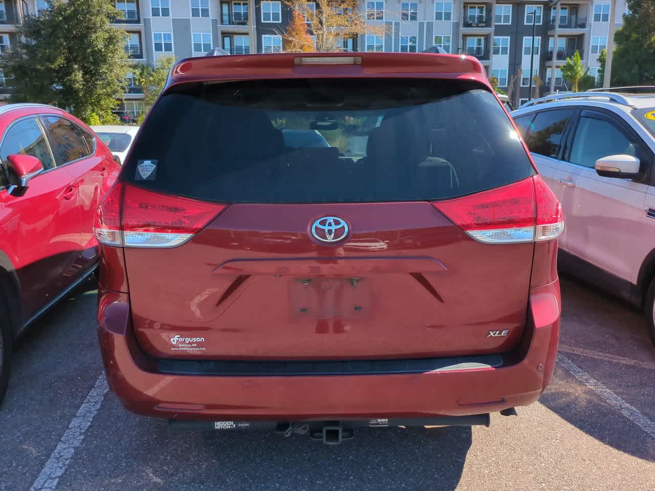 Thumbnail: 2014 Toyota Sienna - 4