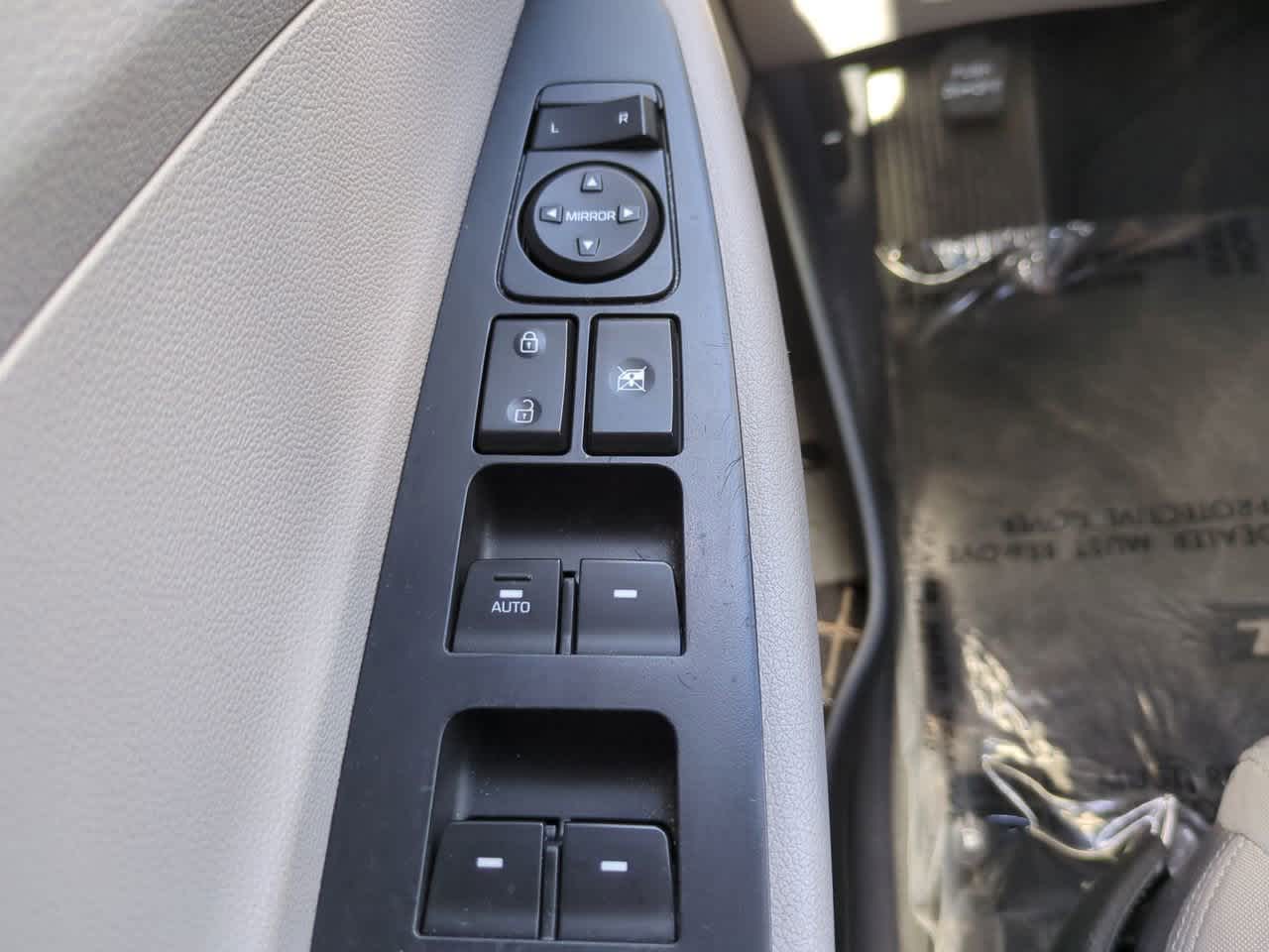 Thumbnail: 2016 Hyundai Tucson - 22