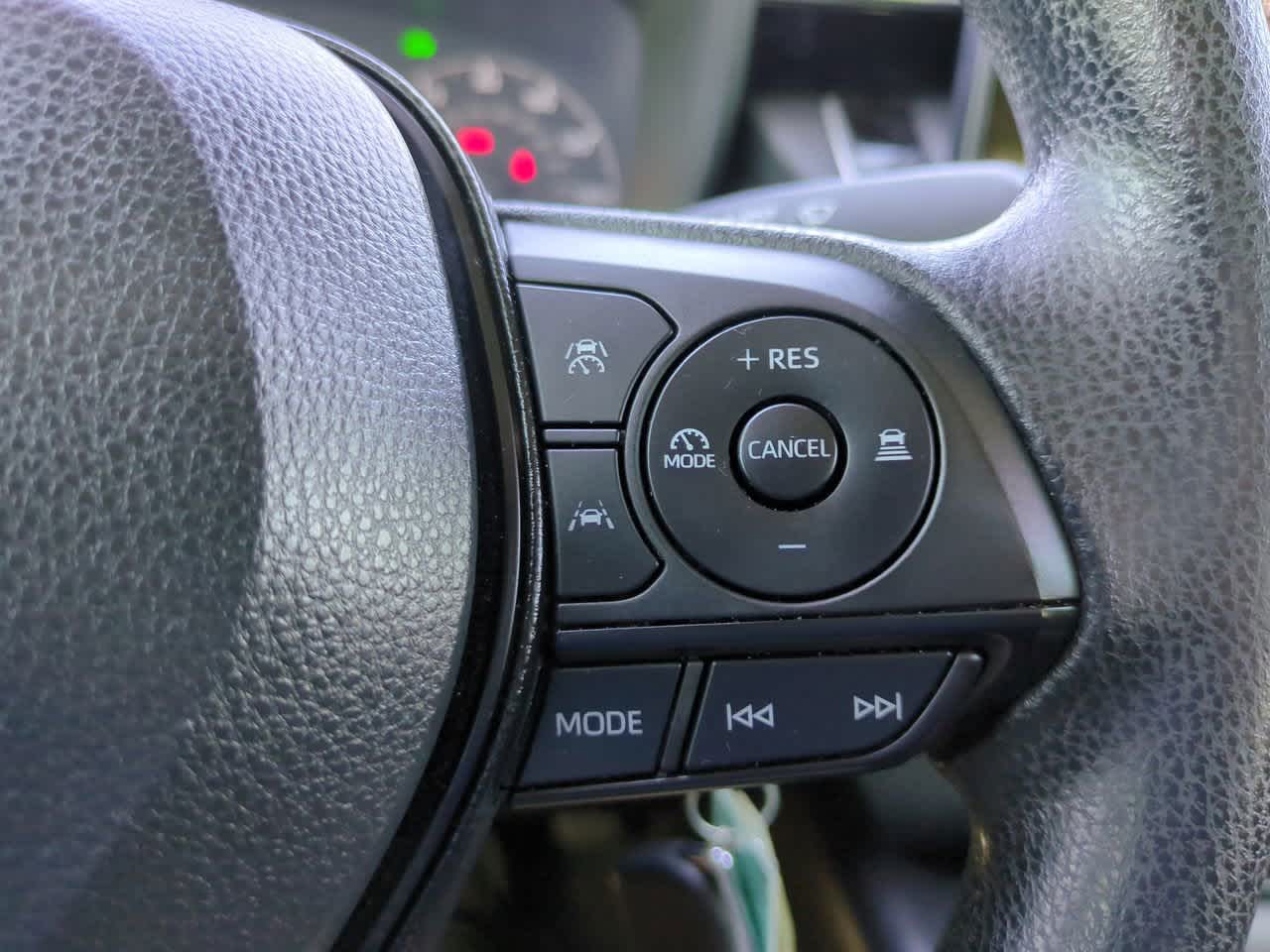 Thumbnail: 2025 Toyota Corolla - 23