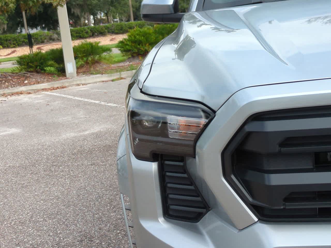 Thumbnail: 2025 Toyota Tacoma - 10