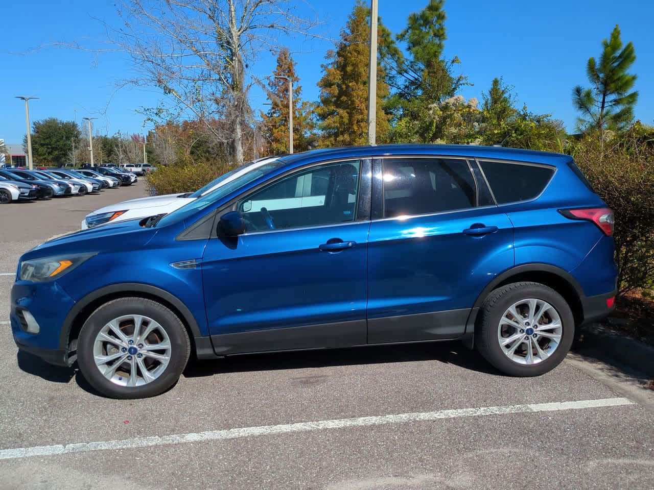 Thumbnail: 2017 Ford Escape - 3