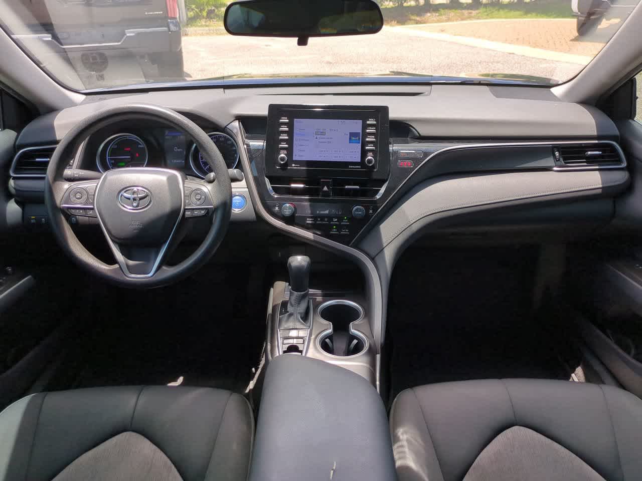 Thumbnail: 2021 Toyota Camry - 14
